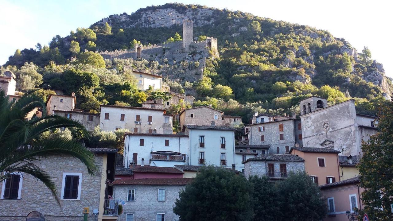 Agriturismo I Melograni Ferentillo Exteriör bild